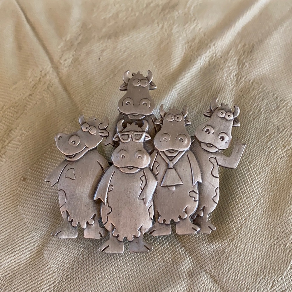 Happy Cow pin